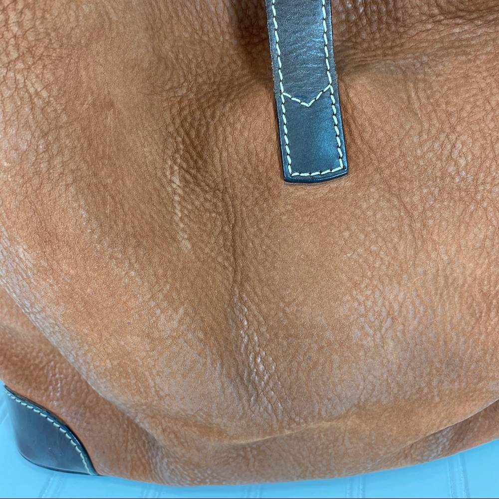Dooney & Bourke Brown leather shoulder bag - Picture 6 of 16